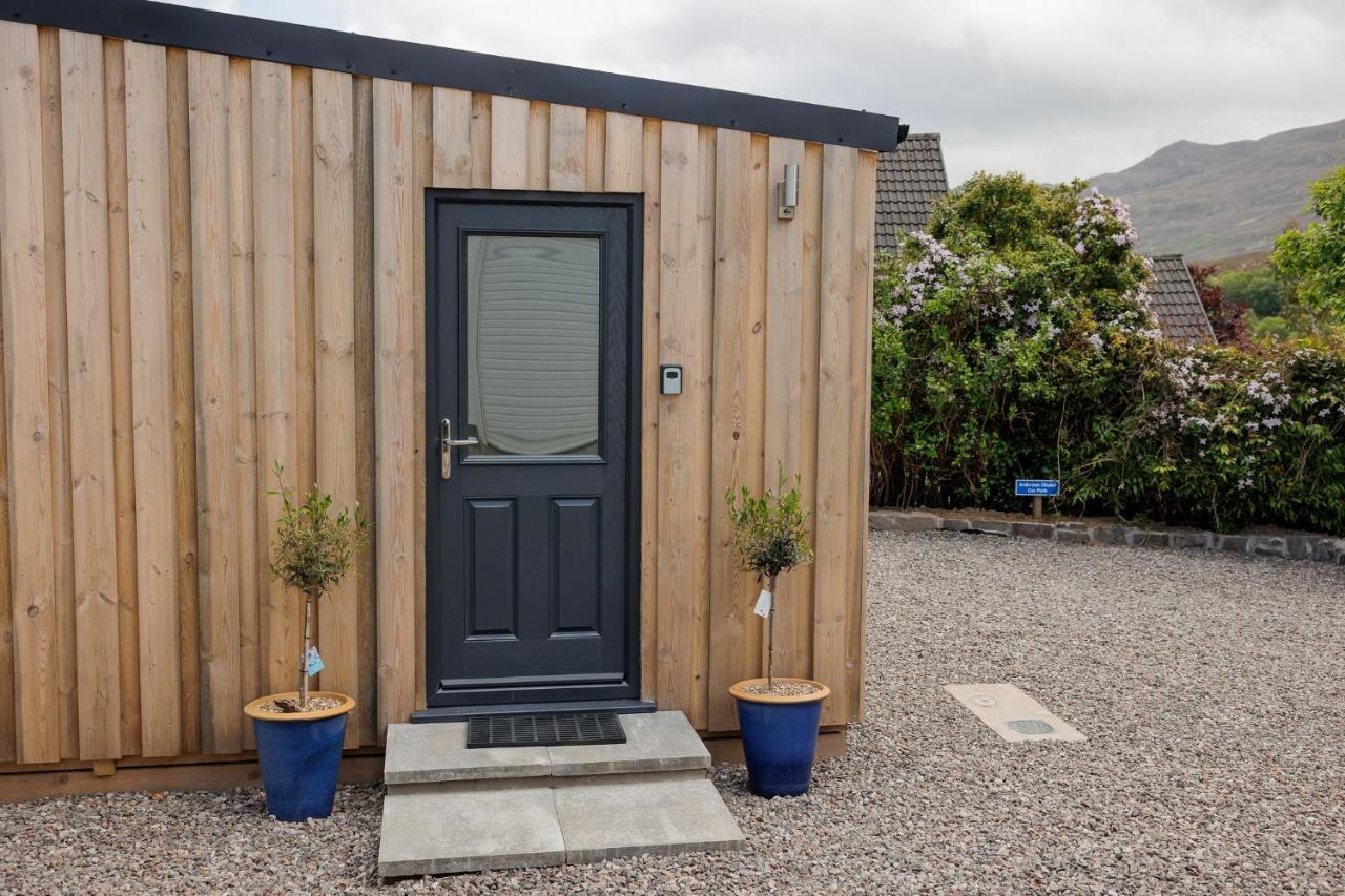 Ardvreck Chalet Self-Catering Kyleakin Exterior photo